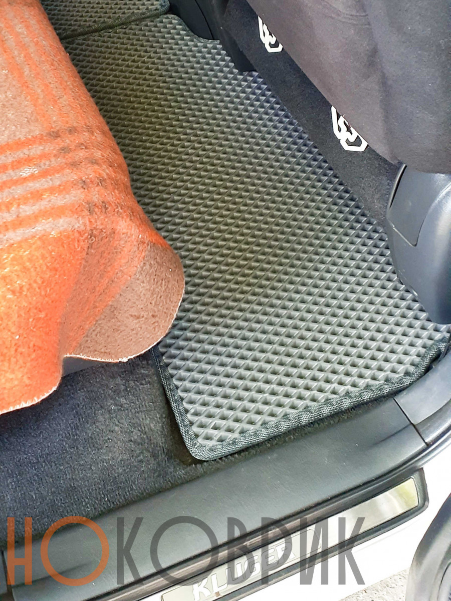 Автомобильные коврики ЭВА (EVA) для Toyota Kluger V правый руль (XU20) 2000-2007 