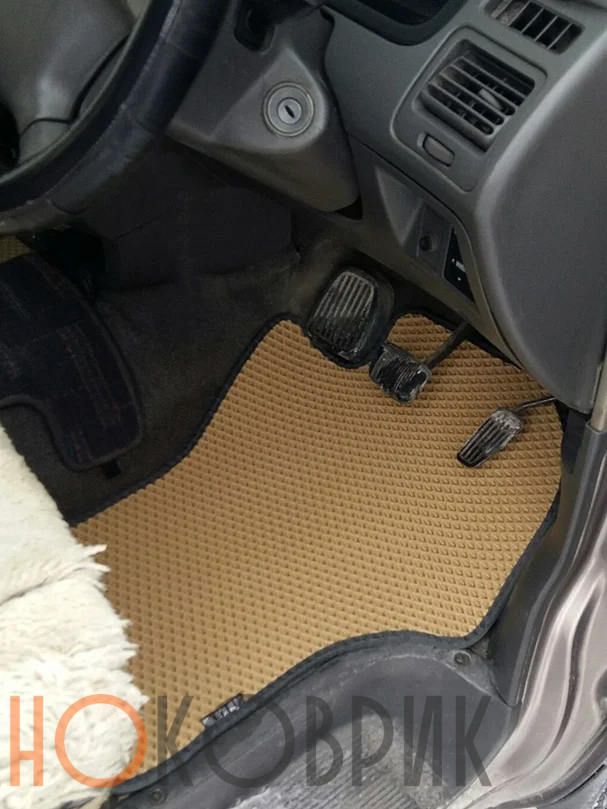 Автомобильные коврики ЭВА (EVA) для Toyota Town Ace Noah V правый руль (4WD) (2 ряд сидений цельный) 1996-2001 